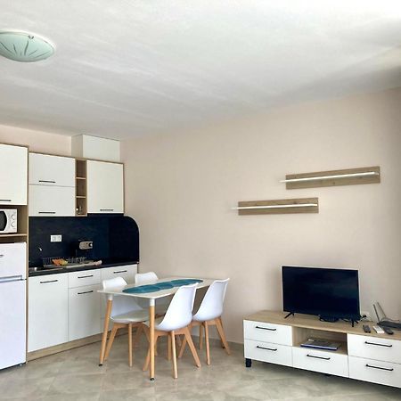 Apartments In Villas Apolon โซโซโปล ภายนอก รูปภาพ