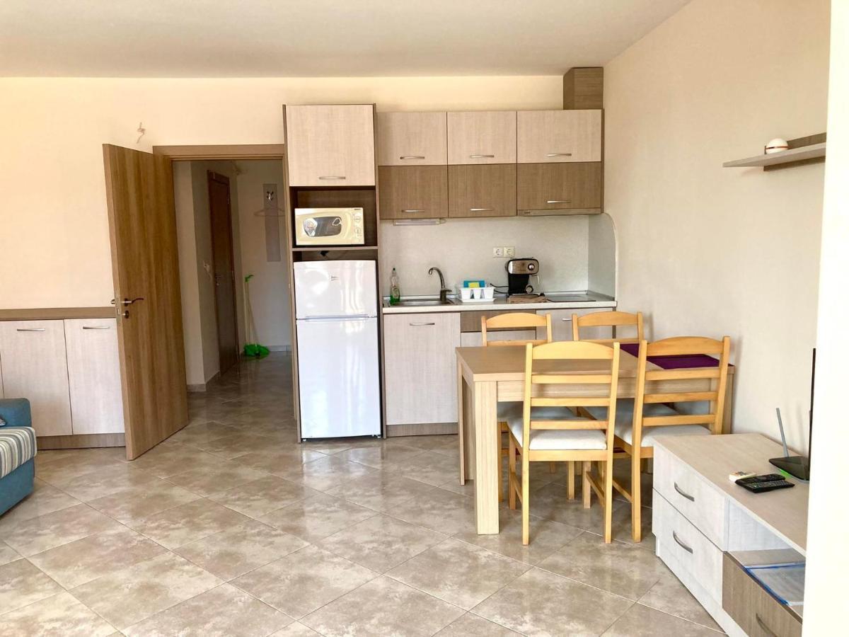 Apartments In Villas Apolon โซโซโปล ภายนอก รูปภาพ