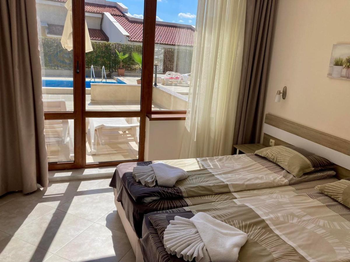 Apartments In Villas Apolon โซโซโปล ภายนอก รูปภาพ