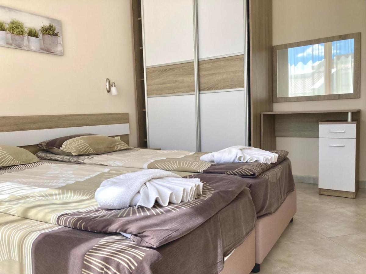 Apartments In Villas Apolon โซโซโปล ภายนอก รูปภาพ