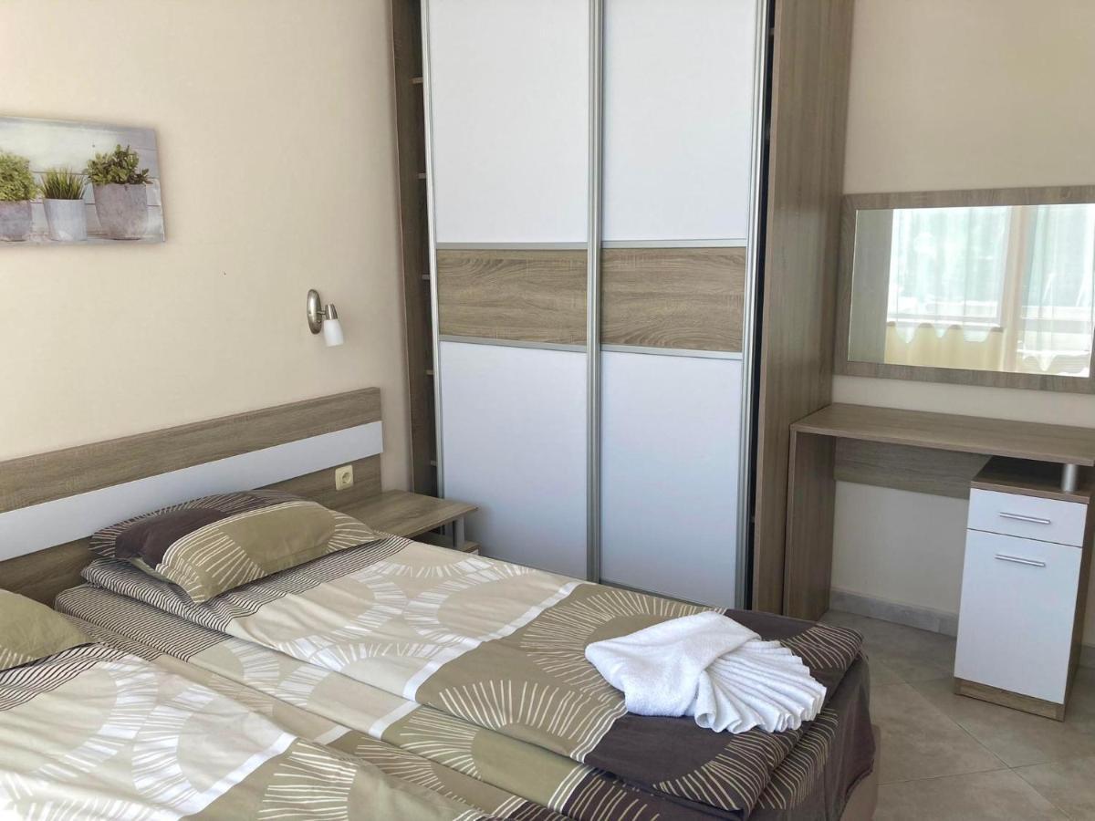 Apartments In Villas Apolon โซโซโปล ภายนอก รูปภาพ