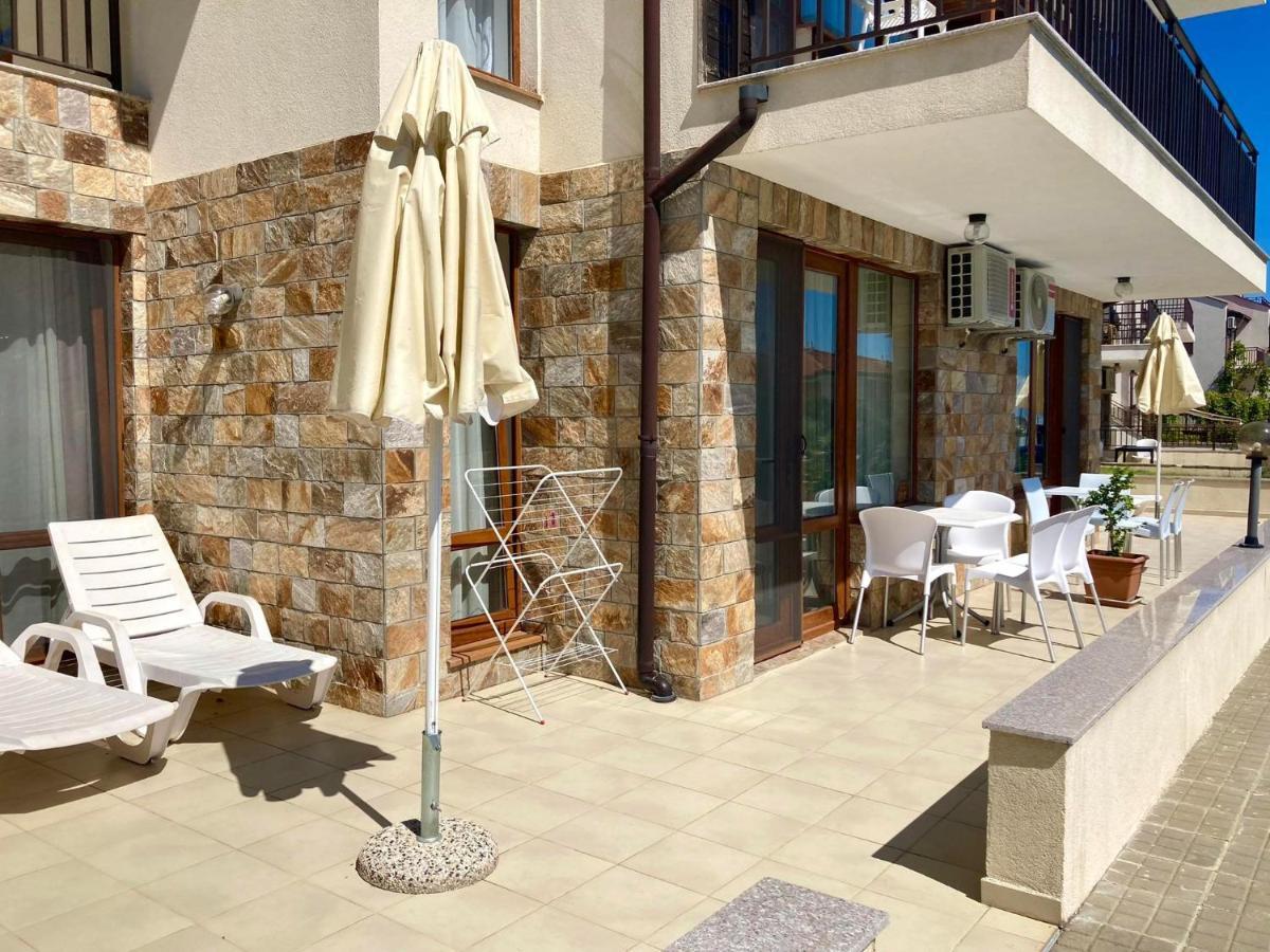 Apartments In Villas Apolon โซโซโปล ภายนอก รูปภาพ
