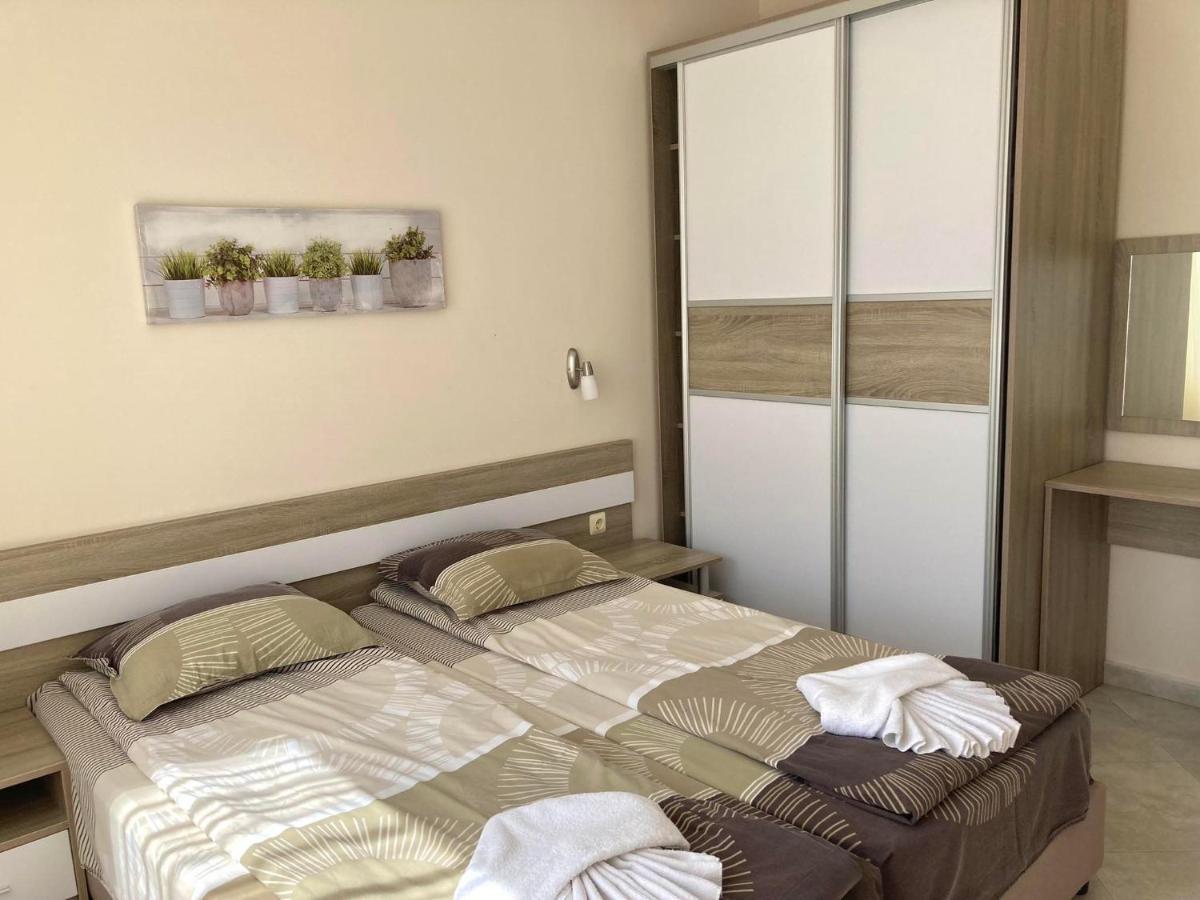 Apartments In Villas Apolon โซโซโปล ภายนอก รูปภาพ