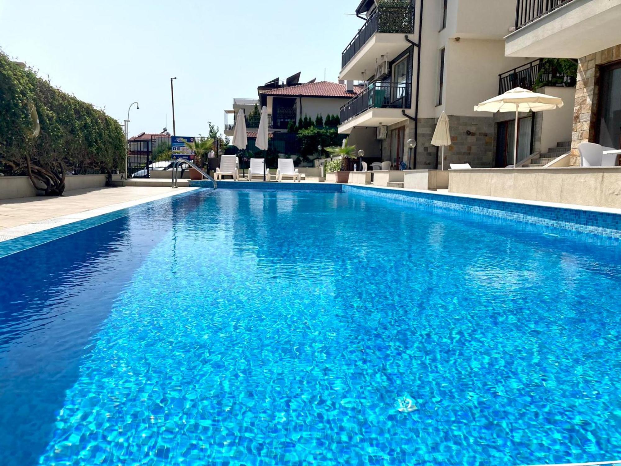 Apartments In Villas Apolon โซโซโปล ภายนอก รูปภาพ